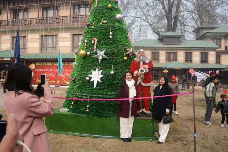 Christian Community in Kashmir Celebrates Christmas Amid Intense Cold Wave