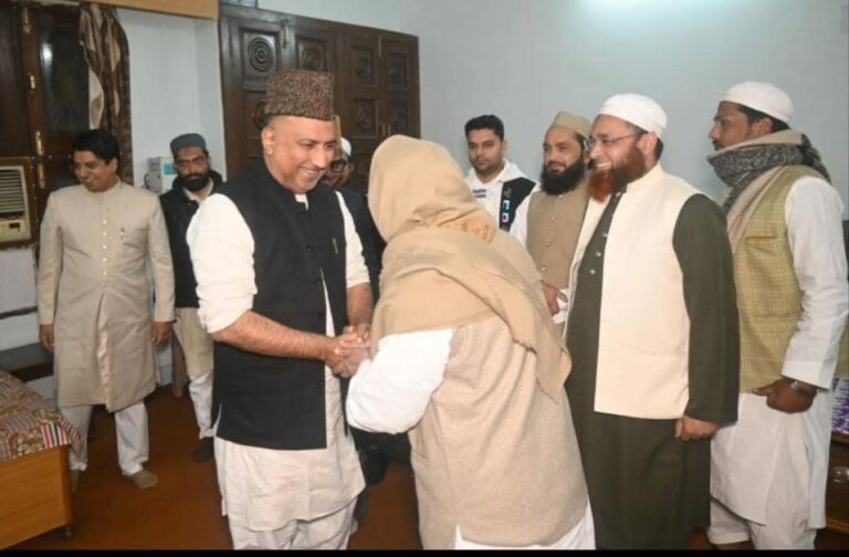 BJP MP Ghulam Ali Khatana Visits Darul Uloom Deoband