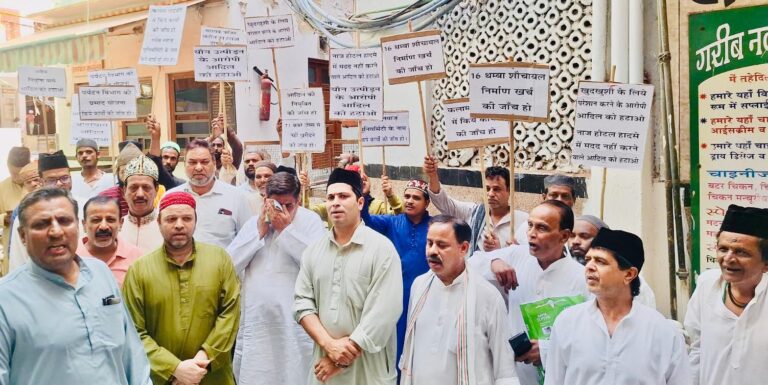 Spending of ₹71 Lakh on Urs and Harassment allegations against Ajmer Dargah Official trigger protests