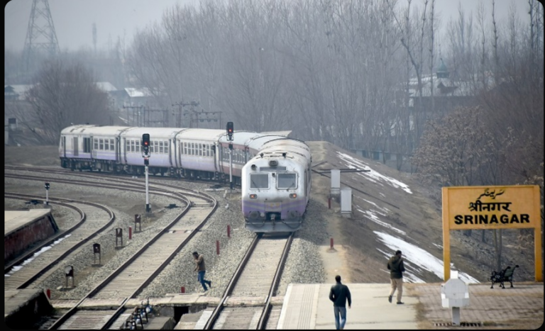 Vande Bharat Express Hits Capacity Ceiling as Kashmir Rail Link Sees Surging Demand