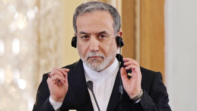 Iran FM: Lebanon Ceasefire the Most Critical Issue