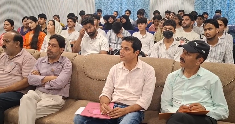 Rajouri Hosts Grand District Youth Fest