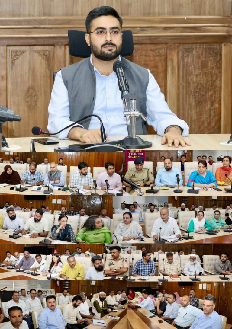 Srinagar Admin Reviews Chinar Book Festival Prep
