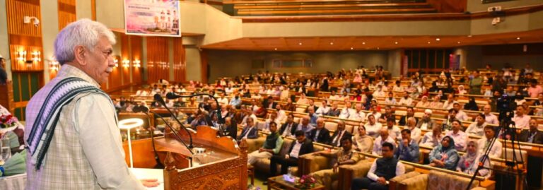 LG Sinha Stresses Need To Bridge J&K Healthcare Gap