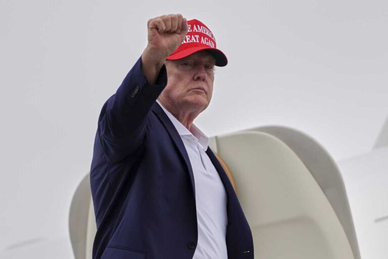 Trump says WOW! to Saudi-Turkiye-Pakistan Defence Agreement