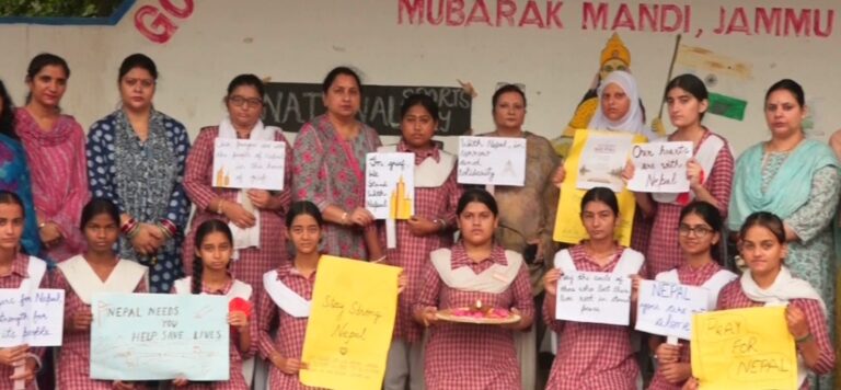 Jammu School Pays Tribute To Nepal Flood Victims