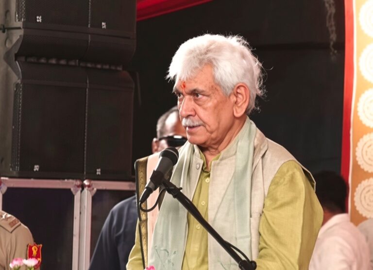 LG Sinha Attends Shiv Mahapuran Katha