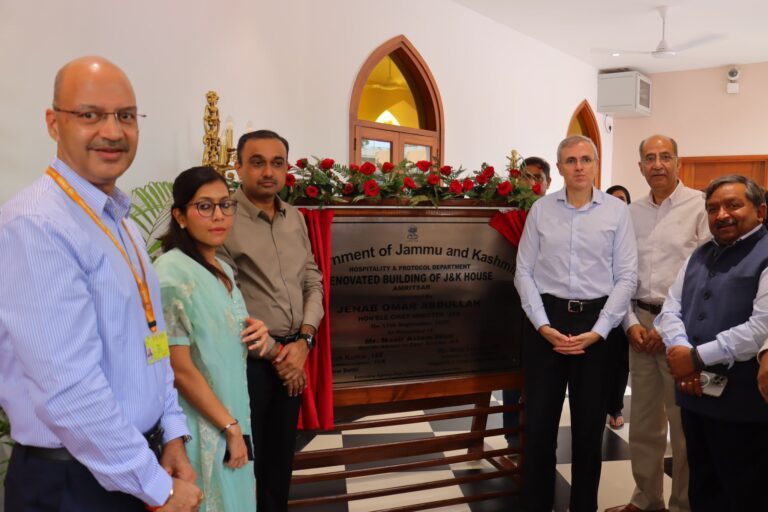 CM Inaugurates Renovated J&K House Amritsar