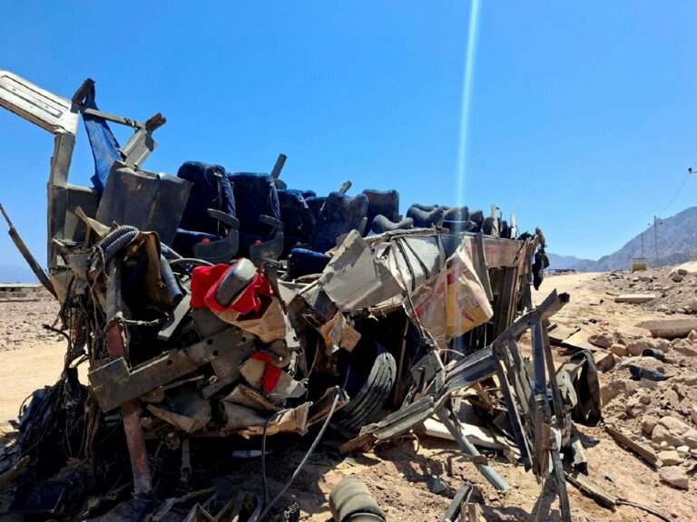 Egypt Bus Crash In Sinai Kills 22