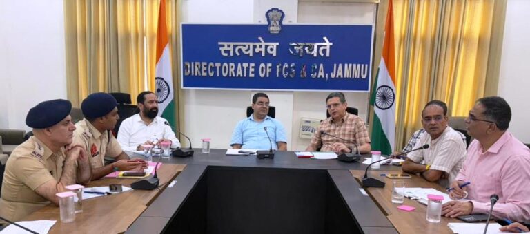 Director FCS&CA Reviews Ration Distribution For Migrants