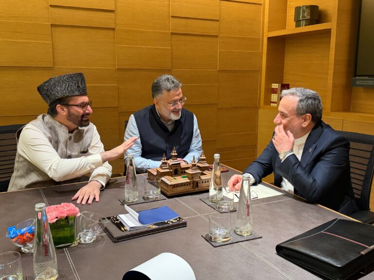 Mirwaiz Umar Farooq meets Iranian President and Foreign Minister in New Delhi