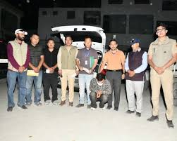 Leh Hairdresser Held With Heroin