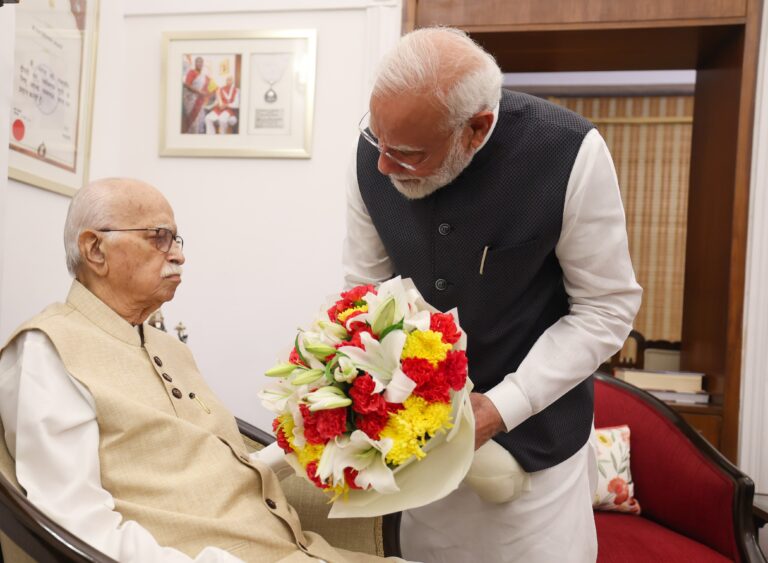 PM Modi Calls on LK Advani