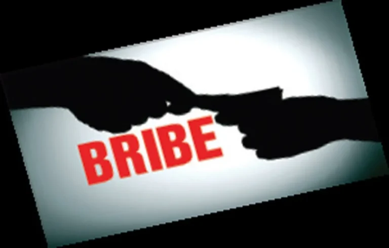 CBI Arrests SMC Ward Officer Over Bribe
