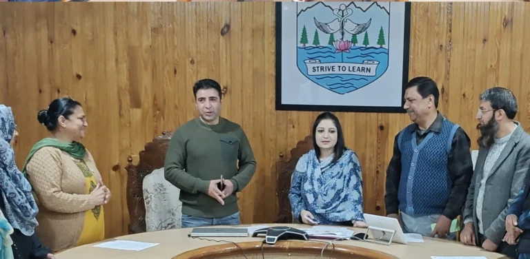 GMC Srinagar Observes Vigilance Awareness Week